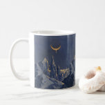Vintage Science fiction, Måne Snö-planeten Crescen Kaffemugg<br><div class="desc">Vintage illustrerar planeterna Science fiction och rymden i futuristiska. En 50-sekundersmodell i bok i tecknad med en främmande planet täckt med is och snö på natten med ett halvmånsslätt måne över bergen på vintern.</div>
