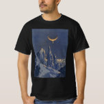 Vintage Science fiction, Måne Snö-planeten Crescen T-shirt<br><div class="desc">Vintage illustrerar planeterna Science fiction och rymden i futuristiska. En 50-sekundersmodell i bok i tecknad med en främmande planet täckt med is och snö på natten med ett halvmånsslätt måne över bergen på vintern.</div>