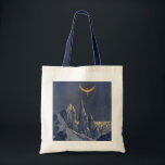 Vintage Science fiction, Måne Snö-planeten Crescen Tygkasse<br><div class="desc">Vintage illustrerar planeterna Science fiction och rymden i futuristiska. En 50-sekundersmodell i bok i tecknad med en främmande planet täckt med is och snö på natten med ett halvmånsslätt måne över bergen på vintern.</div>