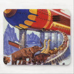 Vintage Science fiction, Noahs Ark Vilda djur Musmatta<br><div class="desc">Vintage illustration av science fiction futuristiska-färd och bild av bibelföreställning för transport religiösa. En modern dag är Noahs Arc-rymdskepp med par av vilda djur (elefanter,  giraffer,  lejon,  fåglar osv.) som går ombord och soldater som håller tillbaka folket. En klassisk 50-sekundersmodell för bok-sci-i-tecknad i framtiden.</div>