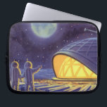 Vintage Science fiction Utomjordingar på Blue Plan Laptop Fodral<br><div class="desc">Vintage illustrerar futuristiska Science fiction utomjordingar och robotar i rymden. En klassisk tecknad bok-design med vänskapliga astronauter på en främmande planet eller måne på en plats där station tittar upp och viftar på jorden. Stjärnor tvillingar i himlar natten.</div>