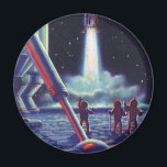 Vintage Science fiction Utomjordingar Wave to Rock Magnet<br><div class="desc">Vintage illustrerar futuristiska Science fiction utomjordingar och robotbilder. Travel och transport retro sci-fi med vänlig främmande astronauter på en främmande planet som tar farväl av en raketfrakt som sprängs ut i rymden. De ljusa stjärnorna är på natten himlar.</div>