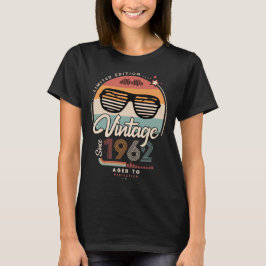 Vintage sedan 1962 T-Shirt