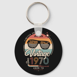 Vintage sedan 1970 nyckelring