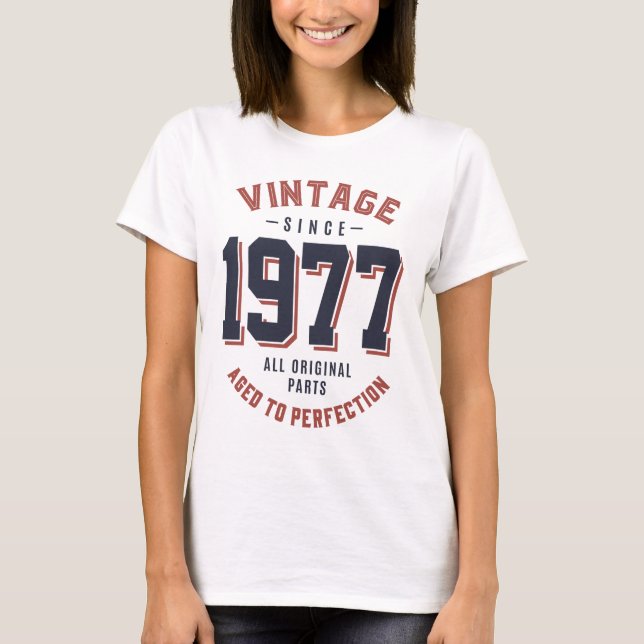 Vintage sedan 1977 födelsedagspresent t shirt (Framsida)