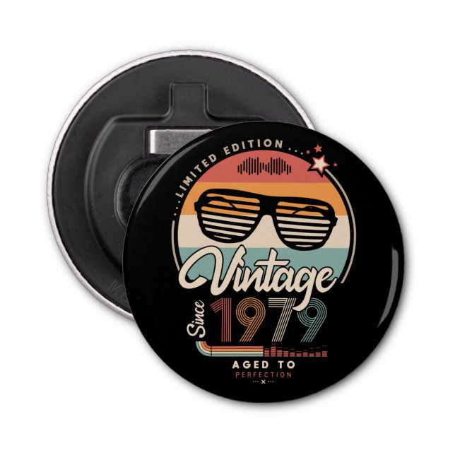 Vintage sedan 1979 flasköppnare (Framsidan)