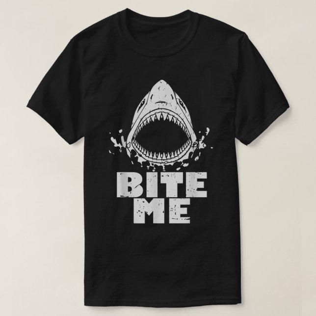 Vintage Shark Bita MeShark T Shirt (Design framsida)