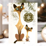 Vintage Siamesisk julkatt Helg Vykort<br><div class="desc">Vintage Siamese julcats Helgdag Postcard. Den här designen har vintage siamesiska katter med ett julklammer. Vilken vacker helgdag.</div>