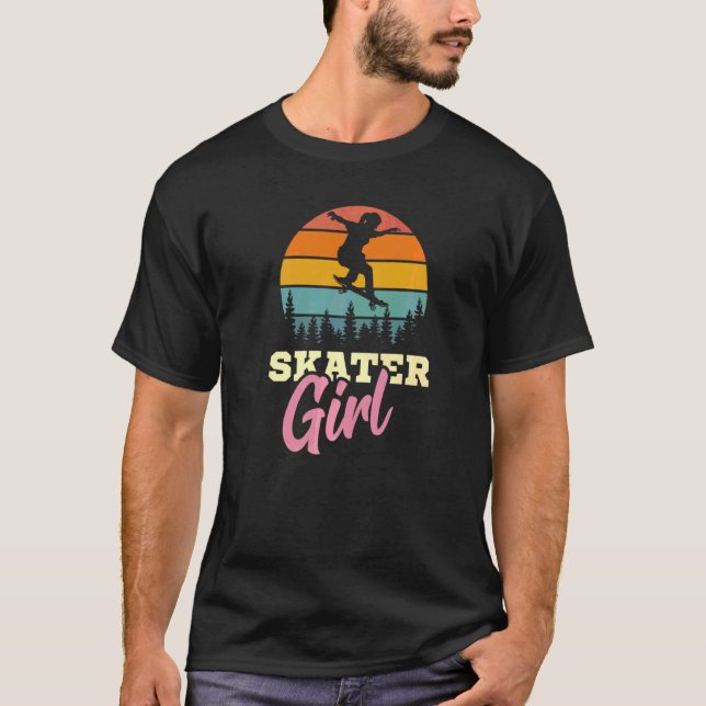 Vintage Skater Girl Skateboarder Skateboard Skateb T Shirt (Framsida)