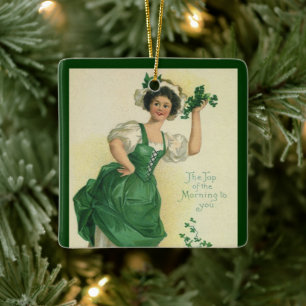 Vintage St. Patrick's Day Irländsk kvinna med klöv Julgransprydnad Keramik