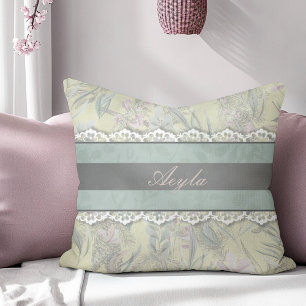 Vintage Stil Snöre och Blommigt Monogram Kudde