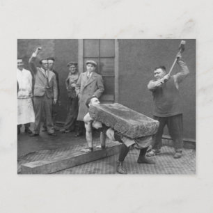 Vintage Strongman Sten Trick Vykort