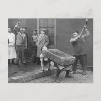 Vintage Strongman Sten Trick Vykort