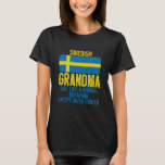 Vintage Svensk Flagga om farmans Sverige för Mor T Shirt<br><div class="desc">Vintage Svenska Grandma Sverige Flagga för Mors dag Shirt. Perfekt-gåva till pappa,  mamma,  pappa,  manar,  kvinnor,  vänner och familjemedlemmar på Thanksgiving Dag,  juldag,  Mors dag,  Fars dag,  4 juli,  1776 Oberoende dag,  veterandagen,  Halloween D,  Patrick's Day</div>