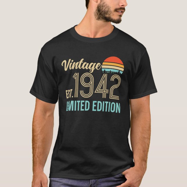 Vintage T S.A. 1942 Begränsad utgåva Shirt (Framsida)