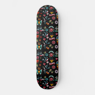 Vintage Tatueringsmönstrat Skateboard