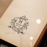 Vintage Teckning Monogram Ex Libris Namn Bok Stämpel<br><div class="desc">Träets frimärke-design med en vintage-stil-vapensköld med anpassningsbarnas monogram och namn i klassisk serif-typografi. Organisationen ram omges av en blommigt arrangemang om ro och botaniskt löv. Under vapenskölden finns en rulla eller banderoll av typen "Ex Libris" som böjs längs insidan. Perfekt för en person eller familj bibliotek. För en familj bibliotek...</div>