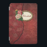 Vintage Torn Red Damask and Ro Personlig iPad Mini Skydd<br><div class="desc">Lagrar av åldrasens röda damm med torn kant,  guld filigree ram och vintage ro. Anm.: Skuldade,  graverade,  präglade och dimensionella effekter,  skiktade,  åldras eller eroderade utseenden,  struktur och skuggor som uppnås digitalt. Den faktiska produkten har en plan yta.</div>