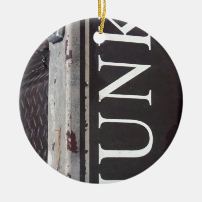 Vintage Tow Lastbil JUNK SIGN Julgransprydnad Keramik (Framsidan)