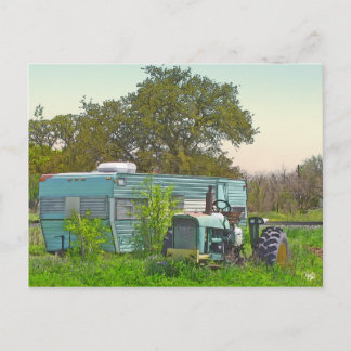 Vintage Trailer and Matching Tractor, Dale, TX Vykort