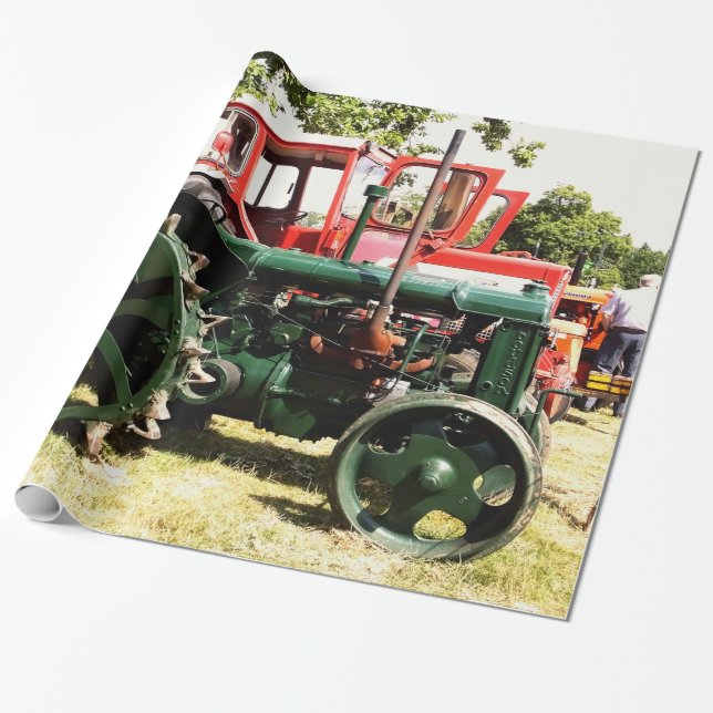 VINTAGE TRAKTORER PRESENTPAPPER (Utrullad)