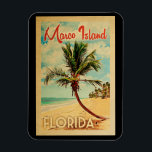 Vintage Trave för strand för Marco öFlorida Magnet<br><div class="desc">Marco öFlorida design i vintage resorstil som presenterar en palmträd på stranden med hav och himmel.</div>