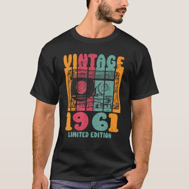 Vintage Underbarare Hits 1961 Retro Birthday T Shirt (Framsida)