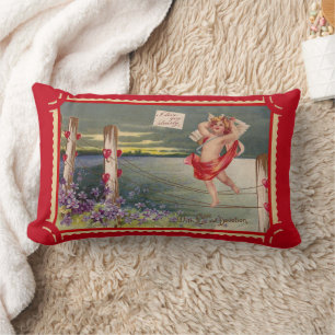 Vintage valentincupid art lumbarkudde