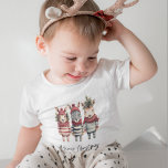Vintage Vattenfärgade juldjur T Shirt<br><div class="desc">Omvandla dina helgdag till ett mysigt vinterland med dessa vintage vattenfärgsdjur som är juldjur! Dessa högupplösta PNG-bilder illustrerar kom med genomskinliga bakgrunder och skapar dem perfekten som tillägg till dina festprojektFå redo att sprida helgdag i dina produkter, särskilt om du säljer på Zazzle. Vår samling har antropomorfiska zebröder som har...</div>
