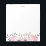 Vintage  vattenfärgsblommor anteckningsblock<br><div class="desc">Anteckningsblocket vintage  vattenfärgsblommor | En elegant och ett vismiskt anteckningsblock med vattenfärgad blommigt ram av rosa blommor och grönsak. Det här blir en feminininisk perfekt för ditt kontor.</div>