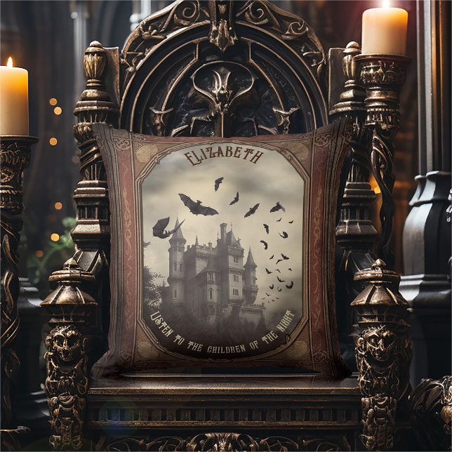 Vintage Victorian Dracula's Castle Romantic Gothic Kudde (Skapare uppladdad)