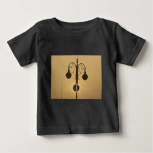 Vintage Victorian Sunset Street Light Art Design T-shirt