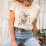 Vintage Vild Flowers Poppy Be Unisex T Shirt<br><div class="desc">Vintage Bee and Vild Flowers T-Shirt "I världen där du kan vara vad du vill"</div>