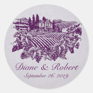 Vintage Vineyard Grapors Lila Personligt bröllp Runt Klistermärke