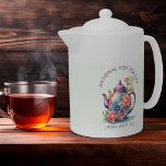 Vintage Watercolor Blommigt Tekanna National Hett<br><div class="desc">Gratulerar till den nationella Hetten Tea Day med vår vackra vintage vattenfärgsfärgad tekanna,  elegant försedd med delikat rosa och blått ro. Detta unika biet fångar kärnan av värme och lugn och skapar det perfekten som tillägg till alla teuppsamlingar i älskare. Luta lite tekanna för teentusiaster till bäran.</div>