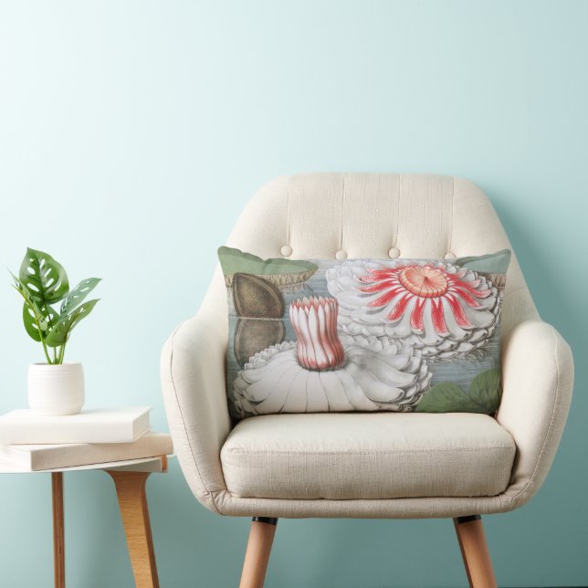 Vintage Waterlilies Flowers in a Garden Pond Lumbarkudde (Stol)