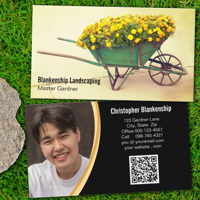 Vintage Wheelbarrow Flowers QR Code Anpassningsbar Visitkort (Skapare uppladdad)