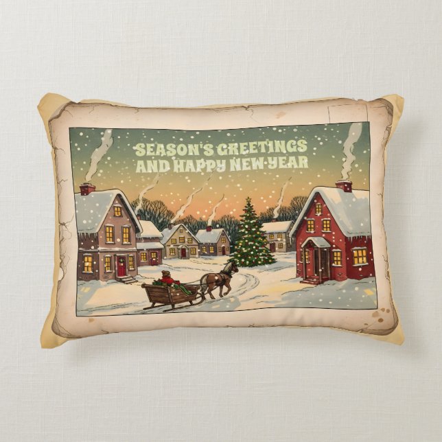 Vintage Xmas Village “Season’s Greetings” Pillow  Prydnadskudde (Framsidan)
