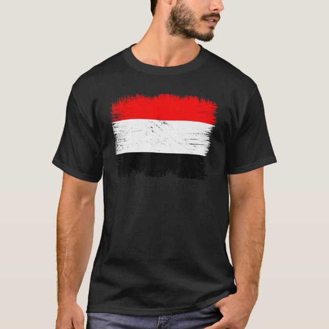 Vintage Yemen Flag Yemeni Independence Day T Shirt (Framsida)