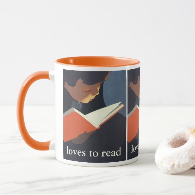 Vintagebarn som läser en bok från biblioteket mugg (Med munk)