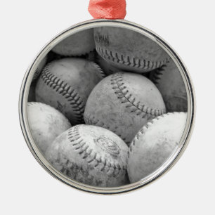 Vintagebaseball i svartvitt julgransprydnad metall