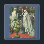 Vintagebröllop, brud och brudgum med menorah magnet<br><div class="desc">Vintageillustration kärlek och romantik bröllopsceremoni bild med ett par som gifter sig i en vacker synagoga med glasmålningar,  blommor och en sjugarmad menorah. Bruden bär en lång vit brudklänning och brudgummen är stilig i sin smoking.</div>