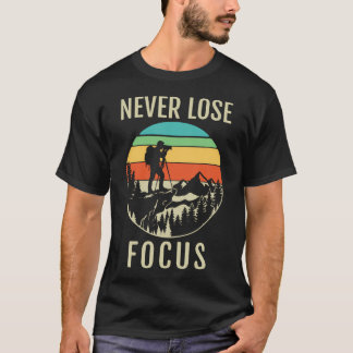 Vintagefotograf Aldrig förlora fokus kamera T Shirt