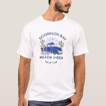 Vintagen Scorpion Bay Beach Vibes Mexico T Shirt<br><div class="desc">Utformningen av Scorpion Bay Beach illustrerar en gammal surfare pickupa lastbil,  en surfare,  ett par kakti för att få Baja-humöret och ett brinnande sol vid horisonten.</div>