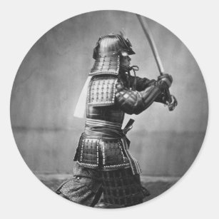 VintageSamurai med svärd- och dolkkonstporträtt Runt Klistermärke