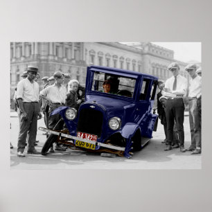 Vintagesvart & antikt Auto bilhaveri för vit Poster