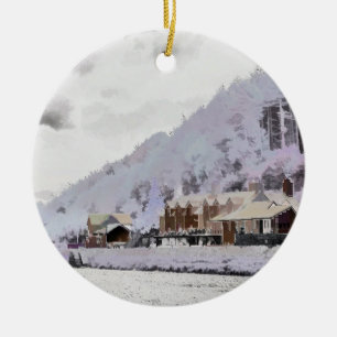 VINTER I WALES JULGRANSPRYDNAD KERAMIK