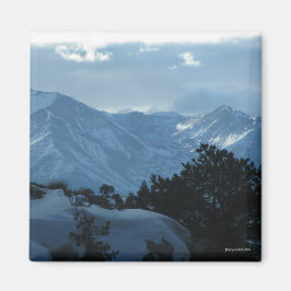 Vinter Mountain Magnet