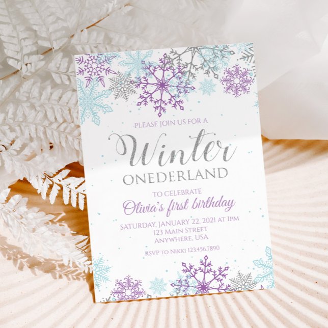 Vinter Onederland Lila och Silver Snöflinga Inbjudningar (Skapare uppladdad)