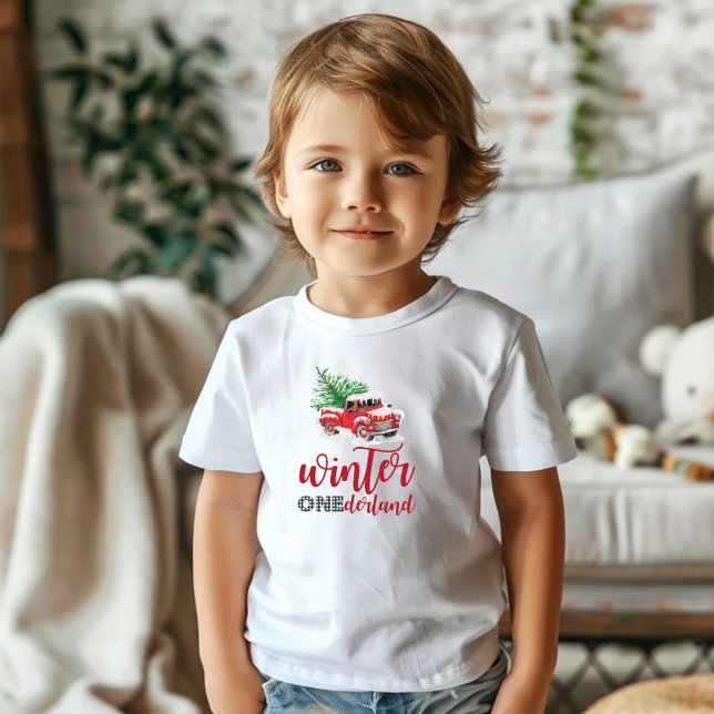 Vinter Onederland röda lastbil Första födelsedagen T Shirt (Skapare uppladdad)